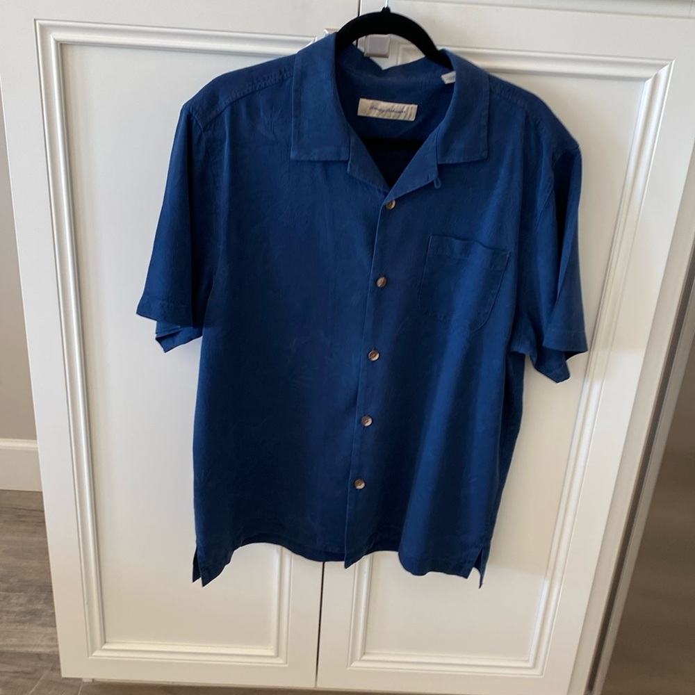 Tommy Bahama silk shirt size L